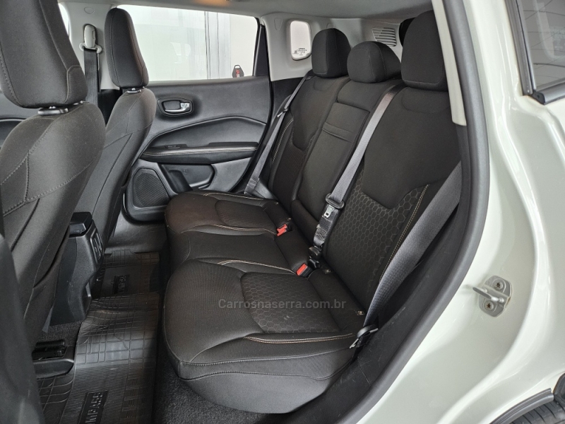 JEEP - COMPASS - 2017/2017 - Branca - R$ 88.000,00