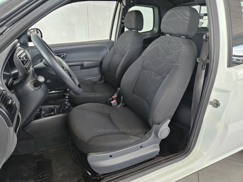 FIAT - STRADA - 2019/2020 - Branca - R$ 76.500,00