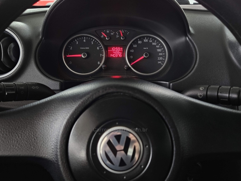 VOLKSWAGEN - SAVEIRO - 2011/2012 - Cinza - R$ 44.900,00