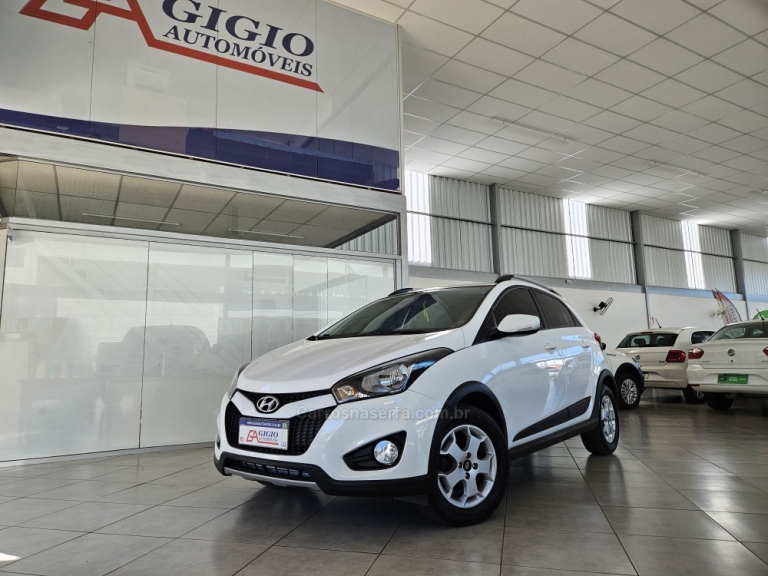 HYUNDAI - HB20X - 2013/2014 - Branca - R$ 58.500,00