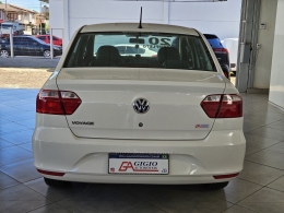 VOLKSWAGEN - VOYAGE - 2019/2020 - Branca - R$ 55.500,00