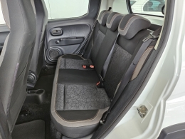 FIAT - MOBI - 2022/2023 - Branca - R$ 61.000,00