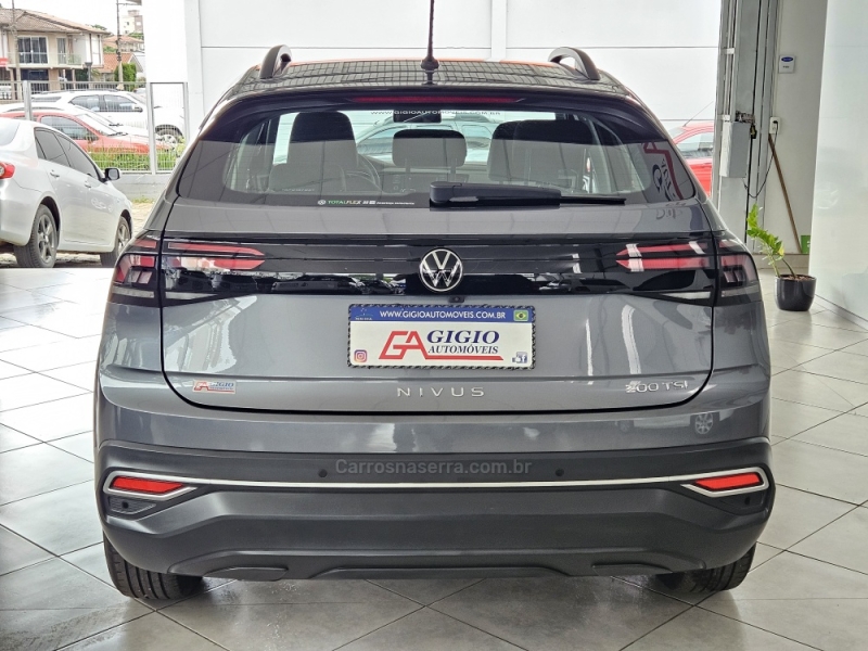 VOLKSWAGEN - NIVUS - 2023/2024 - Cinza - R$ 114.500,00