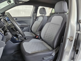 VOLKSWAGEN - T-CROSS - 2022/2023 - Prata - R$ 117.000,00