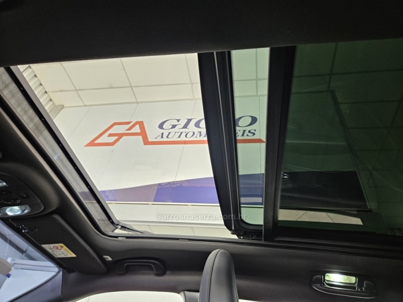 JEEP - COMPASS - 2020/2021 - Branca - R$ 132.000,00