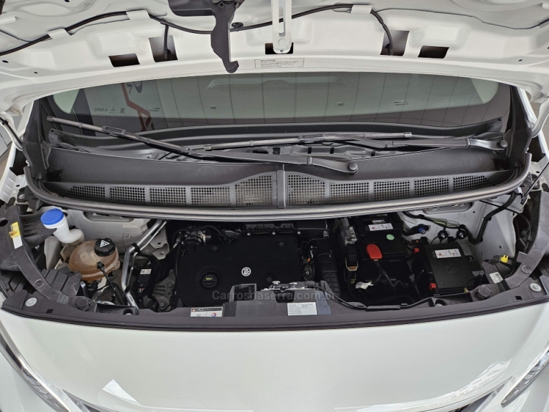 PEUGEOT - EXPERT - 2022/2023 - Branca - R$ 148.000,00