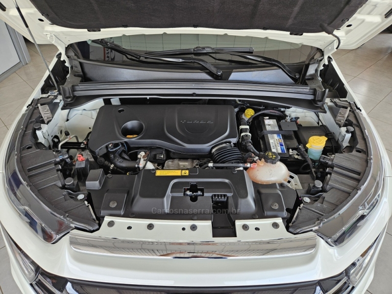 FIAT - TORO - 2022/2023 - Branca - R$ 139.000,00
