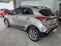 HYUNDAI - HB20X - 2016/2017 - Prata - R$ 71.500,00