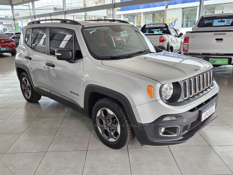 JEEP - RENEGADE - 2017/2017 - Prata - R$ 72.500,00