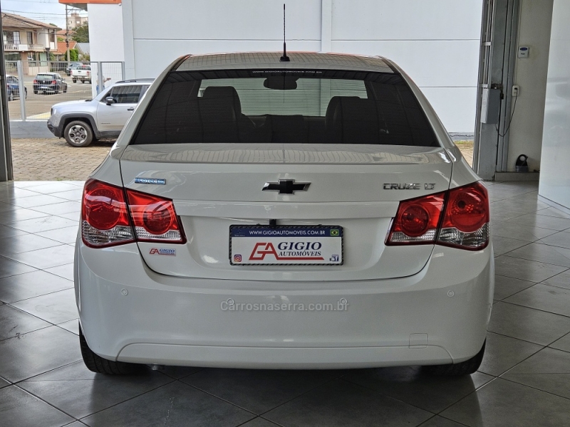 CHEVROLET - CRUZE - 2013/2013 - Branca - R$ 58.900,00