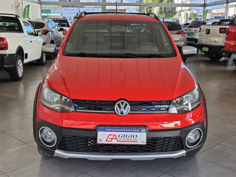 VOLKSWAGEN - SAVEIRO - 2013/2014 - Vermelha - R$ 64.900,00