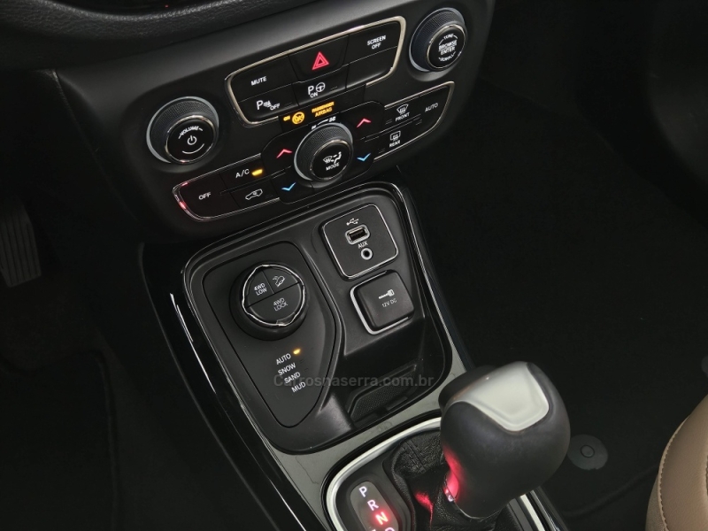 JEEP - COMPASS - 2018/2019 - Branca - R$ 117.000,00