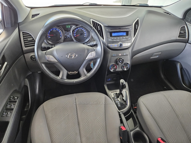 HYUNDAI - HB20X - 2013/2014 - Branca - R$ 58.500,00