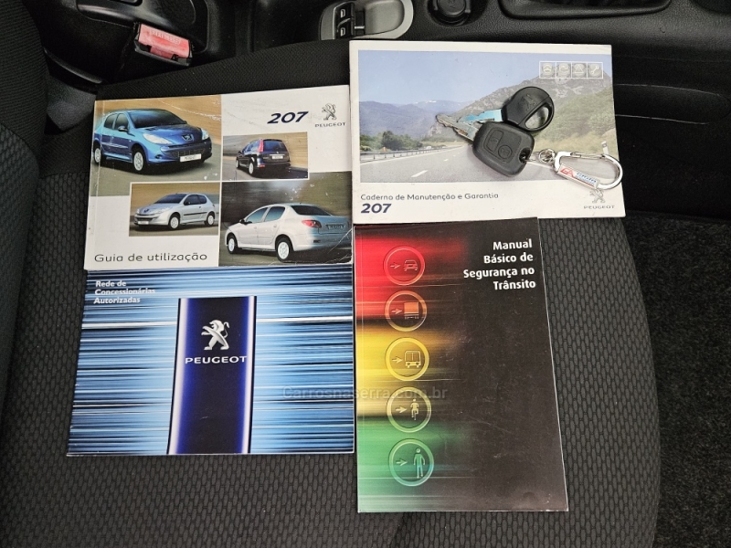 PEUGEOT - 207 - 2012/2014 - Branca - R$ 30.500,00