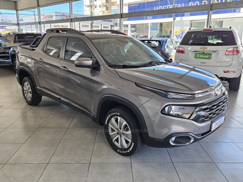 FIAT - TORO - 2018/2018 - Cinza - R$ 88.000,00
