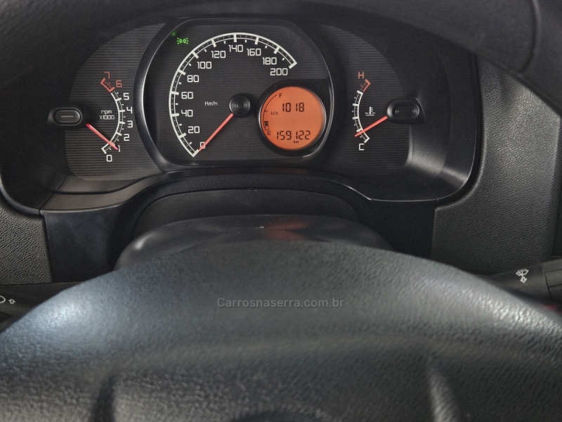 FIAT - STRADA - 2017/2018 - Branca - R$ 55.000,00