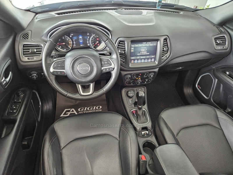 JEEP - COMPASS - 2021/2021 - Marrom - R$ 135.000,00