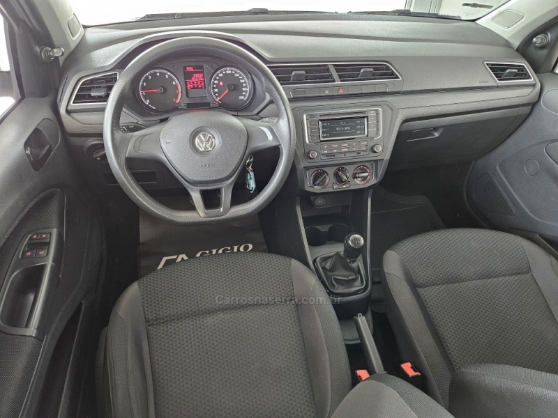 VOLKSWAGEN - GOL - 2022/2023 - Prata - R$ 59.500,00