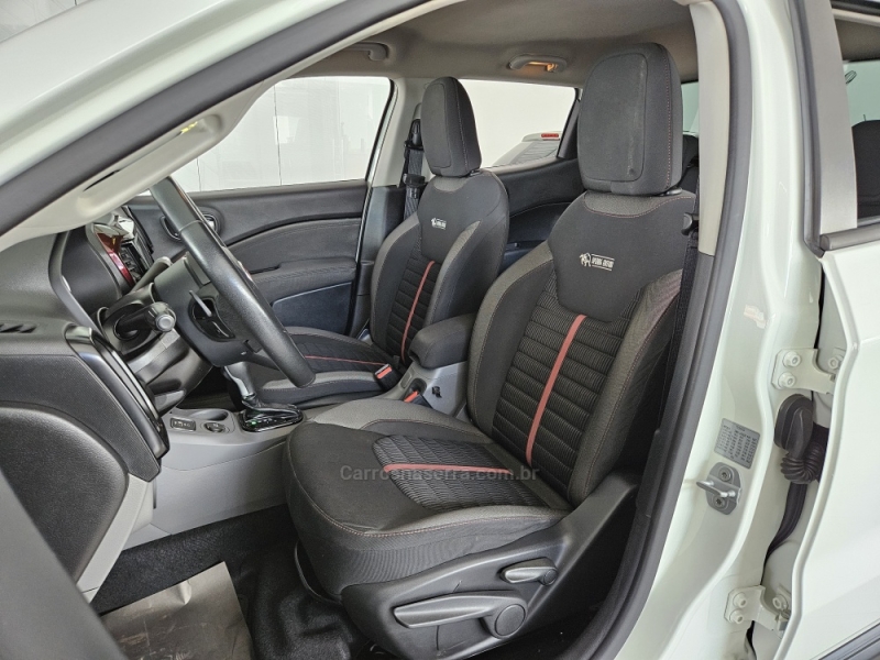 FIAT - TORO - 2017/2017 - Branca - R$ 88.000,00