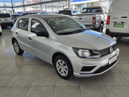 VOLKSWAGEN - GOL - 2022/2023 - Prata - R$ 59.900,00