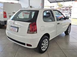 FIAT - PALIO - 2014/2015 - Branca - R$ 29.500,00