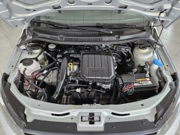 VOLKSWAGEN - GOL - 2022/2023 - Prata - R$ 60.000,00