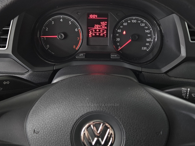 VOLKSWAGEN - GOL - 2022/2023 - Branca - R$ 58.500,00