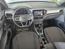 VOLKSWAGEN - T-CROSS - 2022/2022 - Prata - R$ 103.500,00