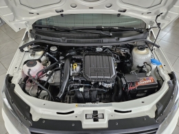 VOLKSWAGEN - GOL - 2022/2023 - Branca - R$ 58.500,00