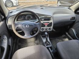 FIAT - SIENA - 2006/2007 - Azul - R$ 17.000,00