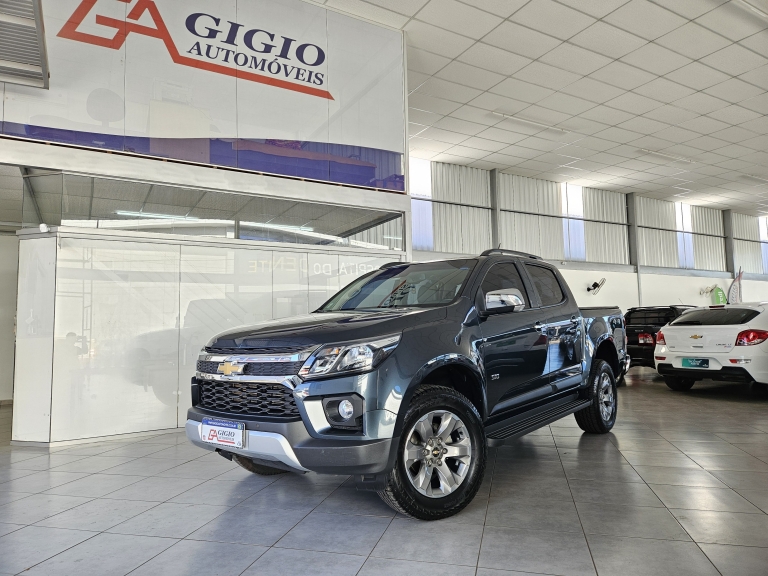 CHEVROLET - S10 - 2022/2023 - Cinza - R$ 205.000,00