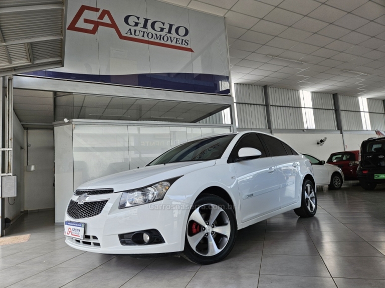 CHEVROLET - CRUZE - 2013/2013 - Branca - R$ 58.900,00