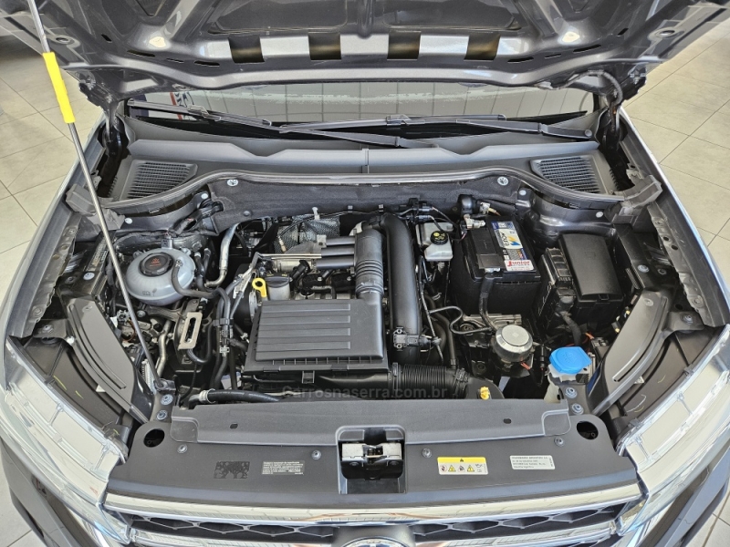VOLKSWAGEN - TAOS - 2021/2022 - Cinza - R$ 147.000,00