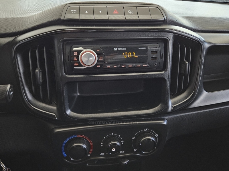 FIAT - STRADA - 2022/2022 - Branca - R$ 74.000,00