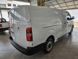PEUGEOT - EXPERT - 2022/2023 - Branca - R$ 148.000,00