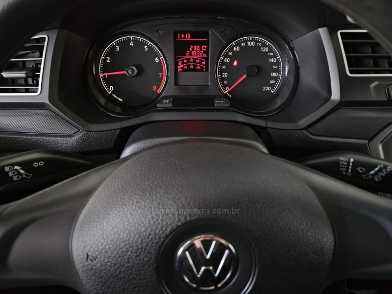 VOLKSWAGEN - GOL - 2022/2023 - Prata - R$ 59.900,00