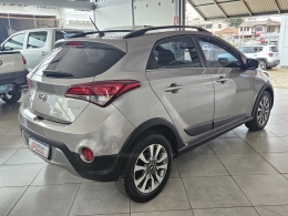 HYUNDAI - HB20X - 2016/2017 - Prata - R$ 71.500,00