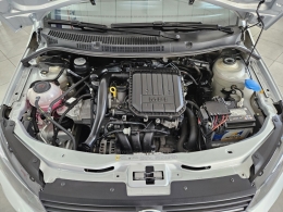 VOLKSWAGEN - GOL - 2022/2023 - Prata - R$ 59.900,00