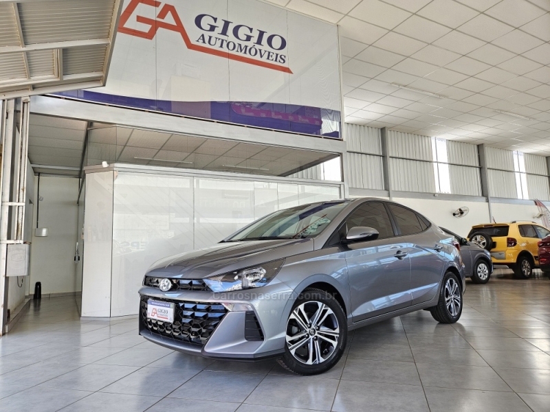 HYUNDAI - HB20S - 2023/2024 - Cinza - R$ 95.000,00