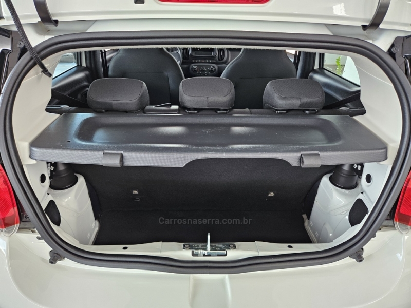 FIAT - MOBI - 2025/2025 - Branca - R$ 63.500,00