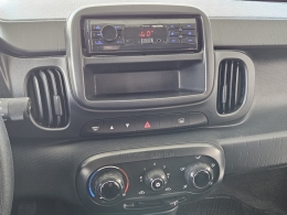 FIAT - MOBI - 2022/2023 - Branca - R$ 55.500,00