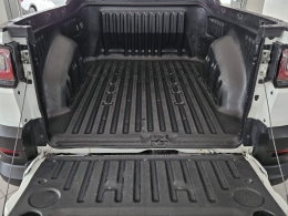 FIAT - STRADA - 2022/2022 - Branca - R$ 76.000,00