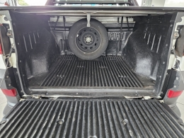 FIAT - STRADA - 2019/2020 - Branca - R$ 76.500,00