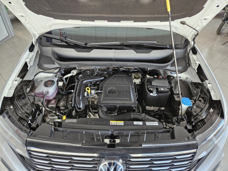 VOLKSWAGEN - T-CROSS - 2023/2024 - Prata - R$ 132.900,00