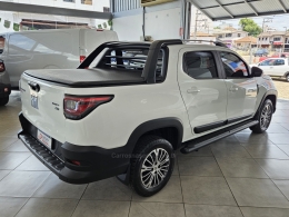 FIAT - STRADA - 2022/2023 - Branca - R$ 119.000,00