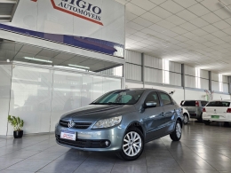 VOLKSWAGEN - VOYAGE - 2009/2010 - Cinza - R$ 31.800,00