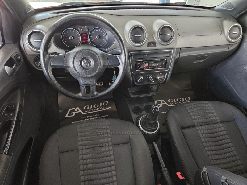 VOLKSWAGEN - SAVEIRO - 2013/2014 - Vermelha - R$ 64.900,00