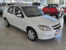 CHEVROLET - PRISMA - 2011/2012 - Branca - R$ 35.000,00
