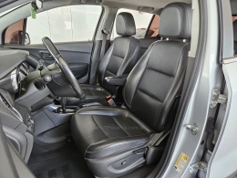 CHEVROLET - TRACKER - 2018/2019 - Prata - R$ 92.000,00