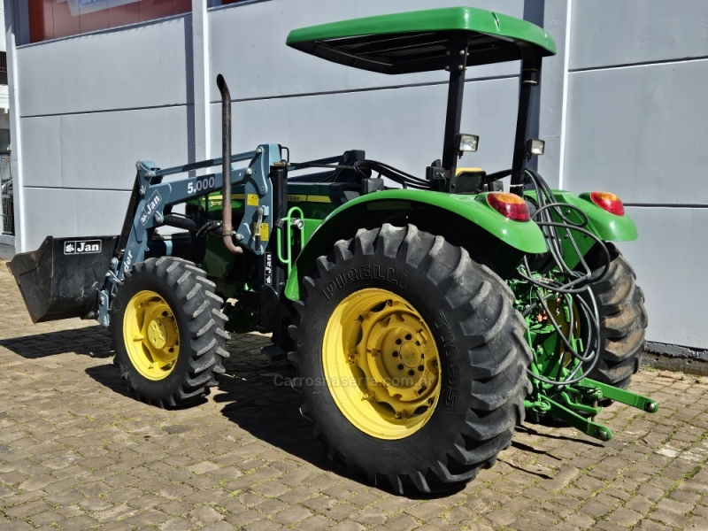 JOHN DEERE - TRATOR 5078 - 2015/2015 - Verde - R$ 180.000,00